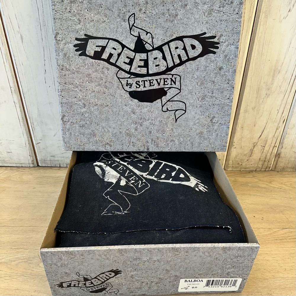 Freebird Balboa Brown Leather Ankle Boots with Cream Straps - Picture 9 of 9